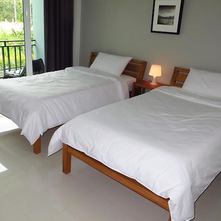 Ruk Cozy Hotell Khao Lak Rom bilde